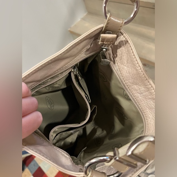 Vintage Taupe Leather Handbag - Picture 9 of 13